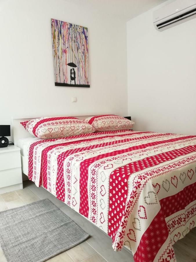 Apartment Porat Trogir Exterior photo