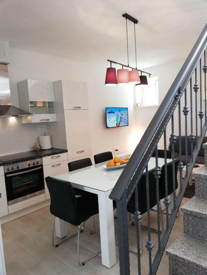Apartment Porat Trogir Exterior photo