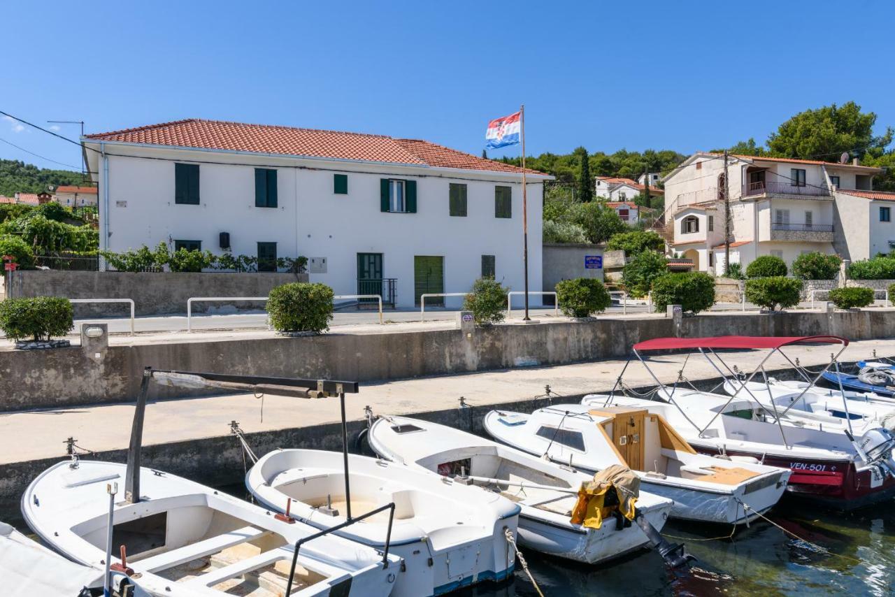 Apartment Porat Trogir Exterior photo