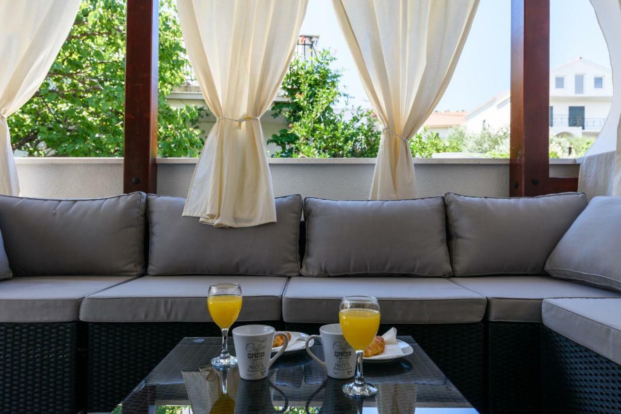 Apartment Porat Trogir Exterior photo