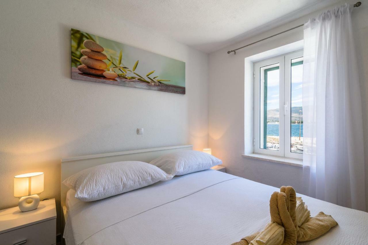 Apartment Porat Trogir Exterior photo