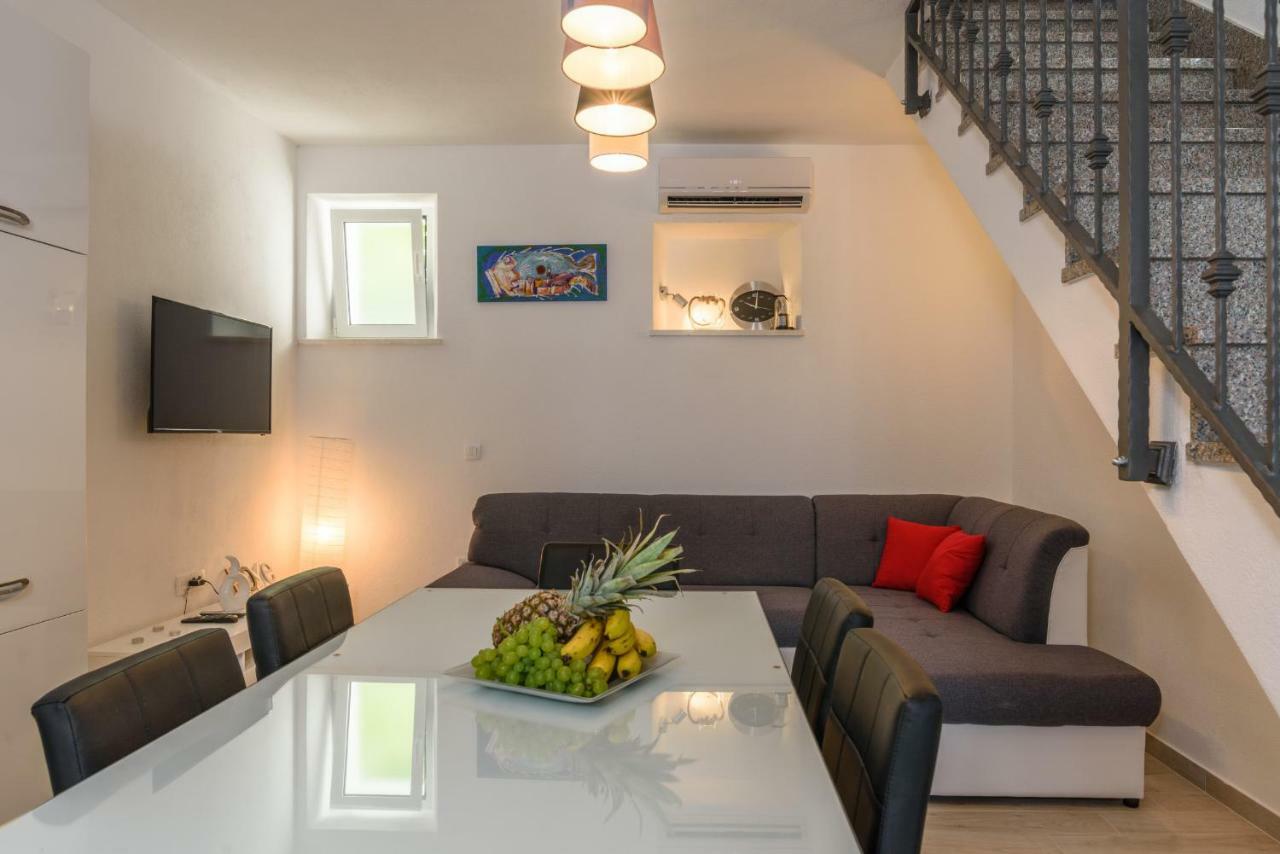 Apartment Porat Trogir Exterior photo